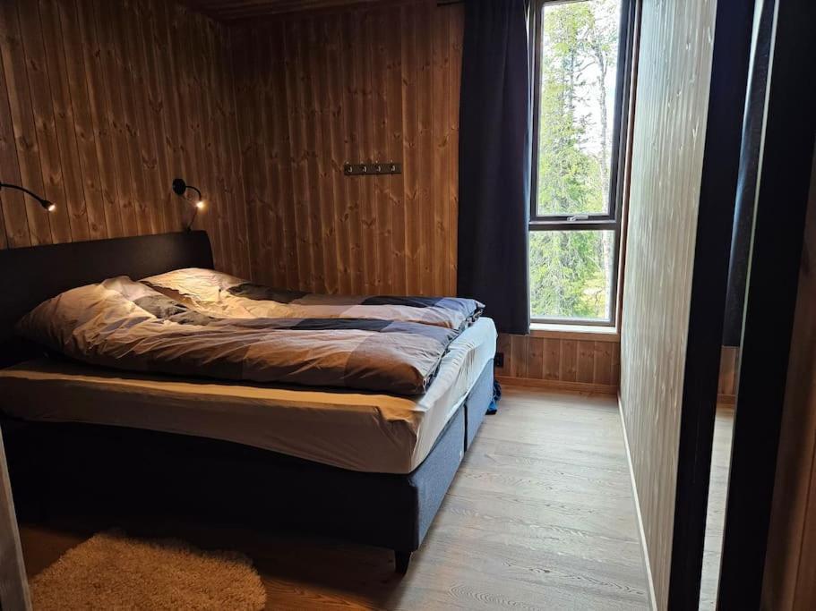 Ny Leilighet Med Flott Utsikt Til Gaustatoppen Rjukan Buitenkant foto